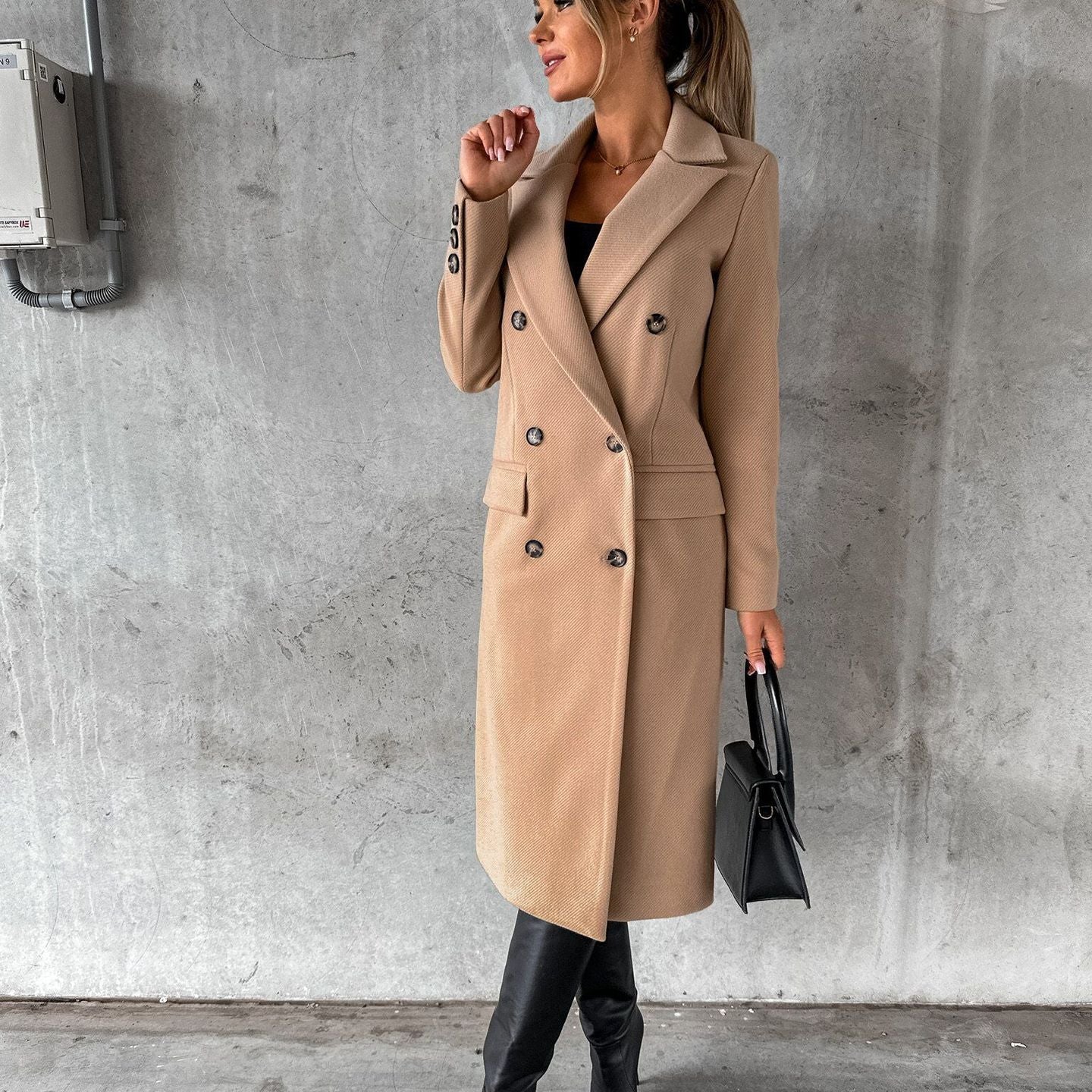 Laura - Elegant Coat