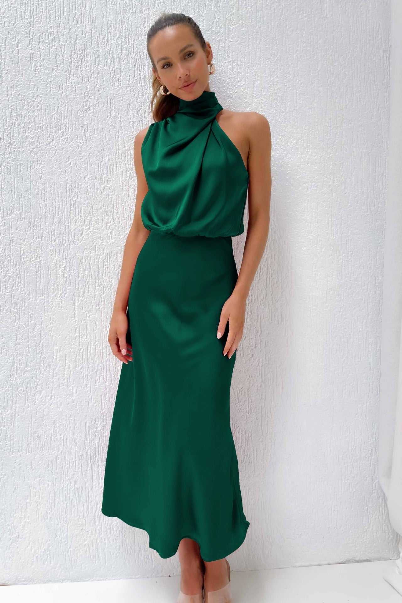 Lydia | Long dress with halter neck