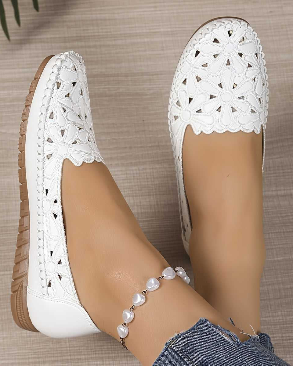 WHITE | Comfortable, fashionable orthopaedic shoes with cut-outs