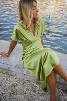 Eleonore™ | The satin dress with a V-neck