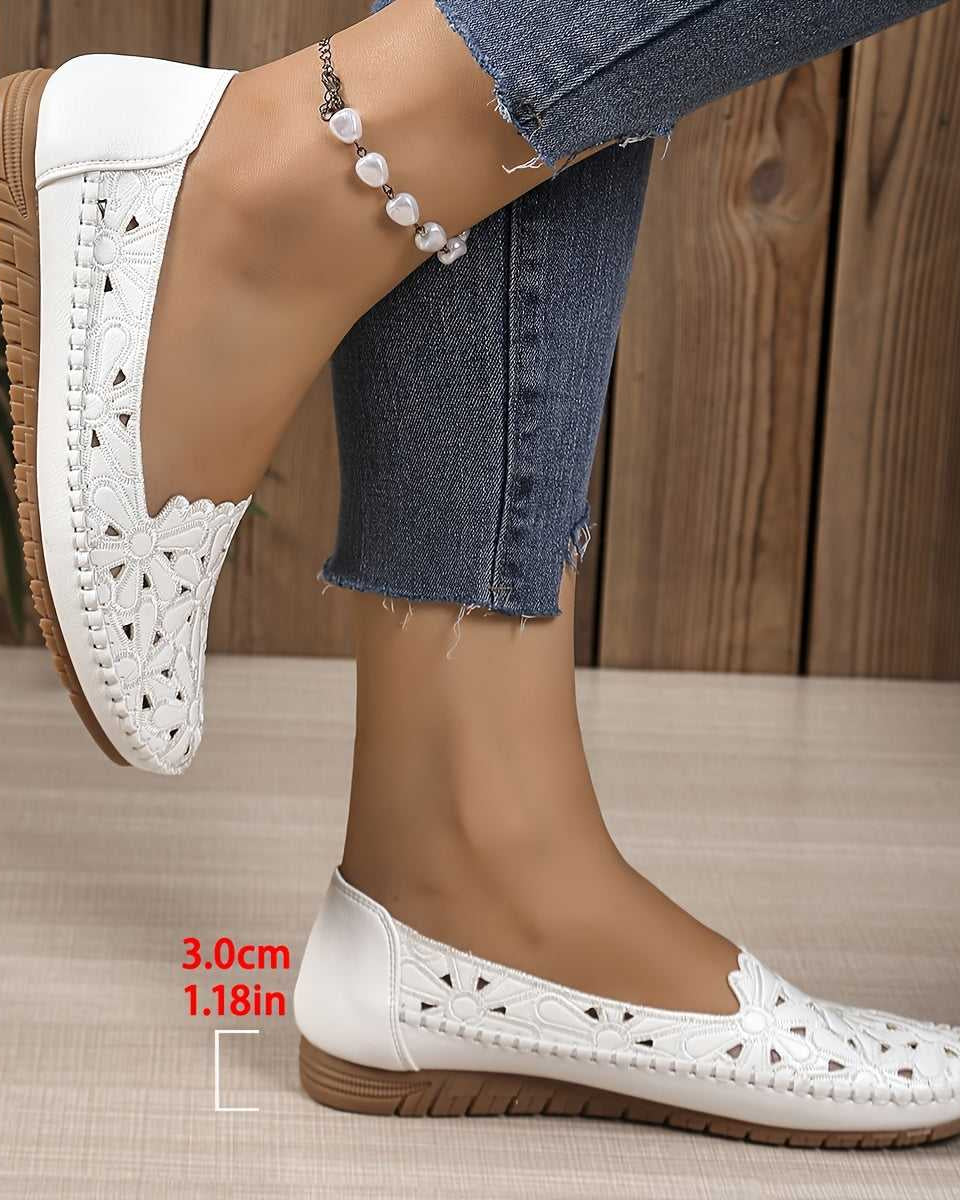 WHITE | Comfortable, fashionable orthopaedic shoes with cut-outs