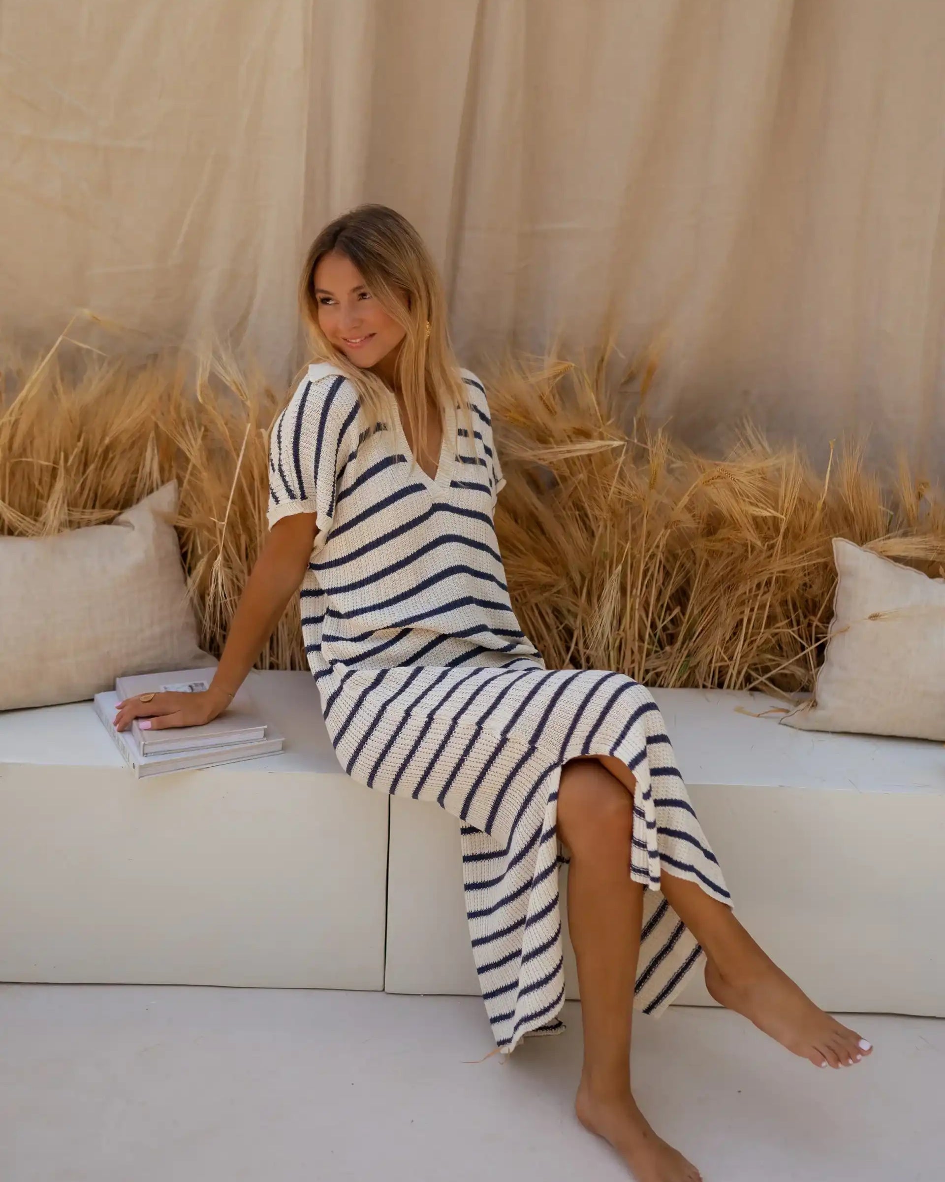 SOPHIA™ | THE STRIPED KNITTED DRESS