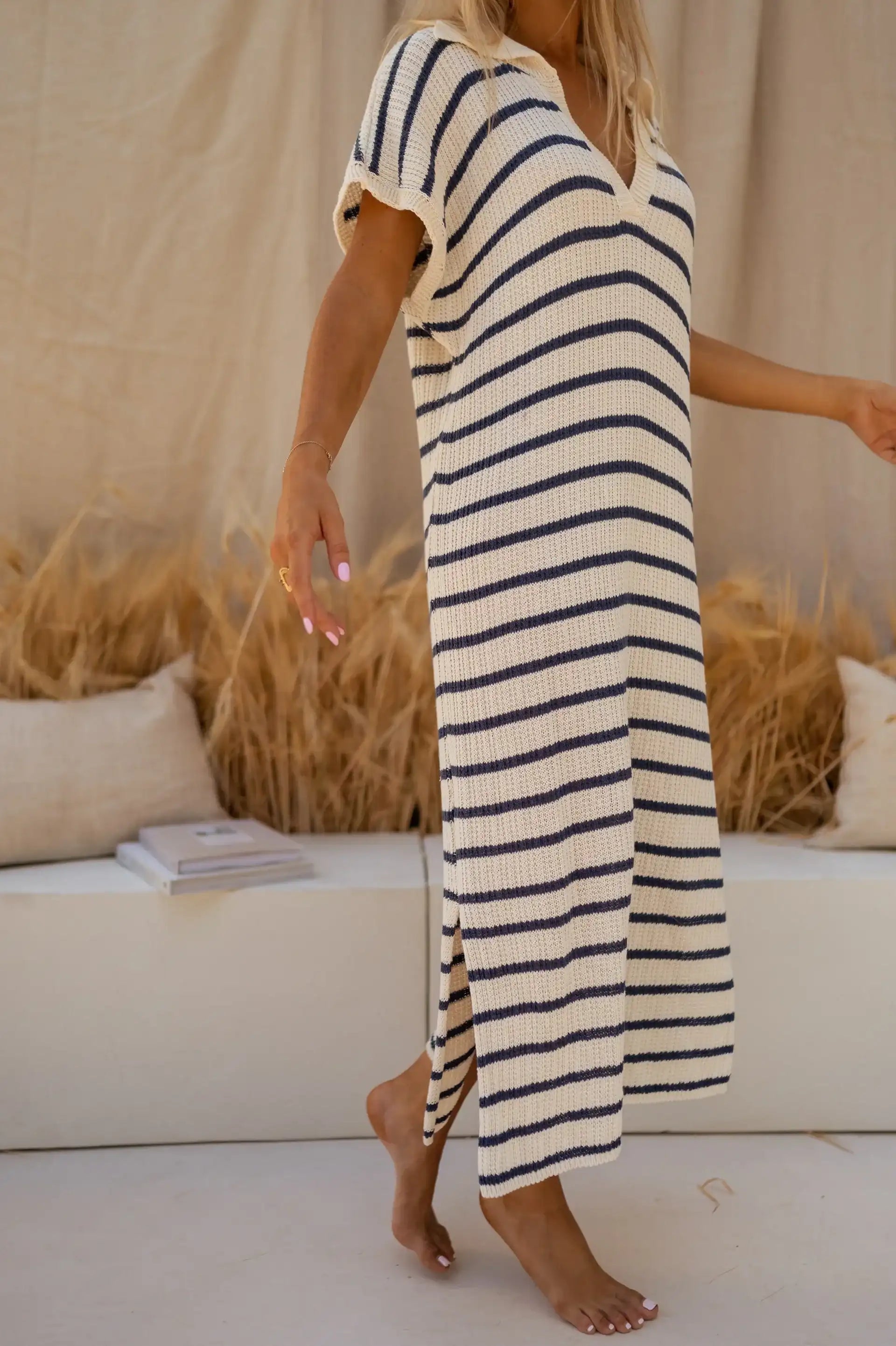 SOPHIA™ | THE STRIPED KNITTED DRESS