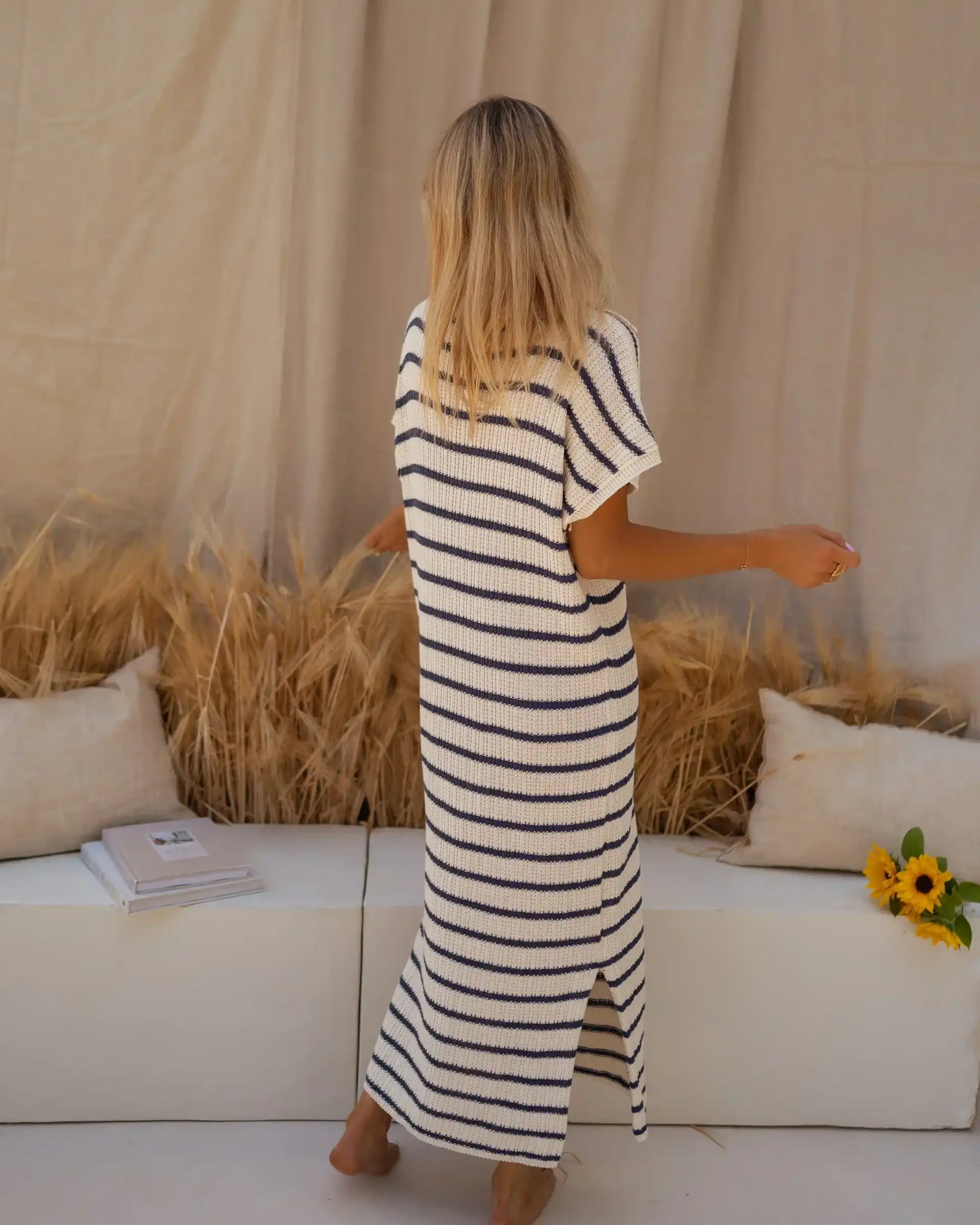 SOPHIA™ | THE STRIPED KNITTED DRESS