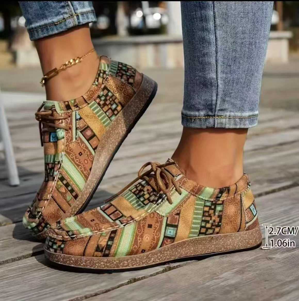 WHITE Aussies | Fashionable long distance walkers