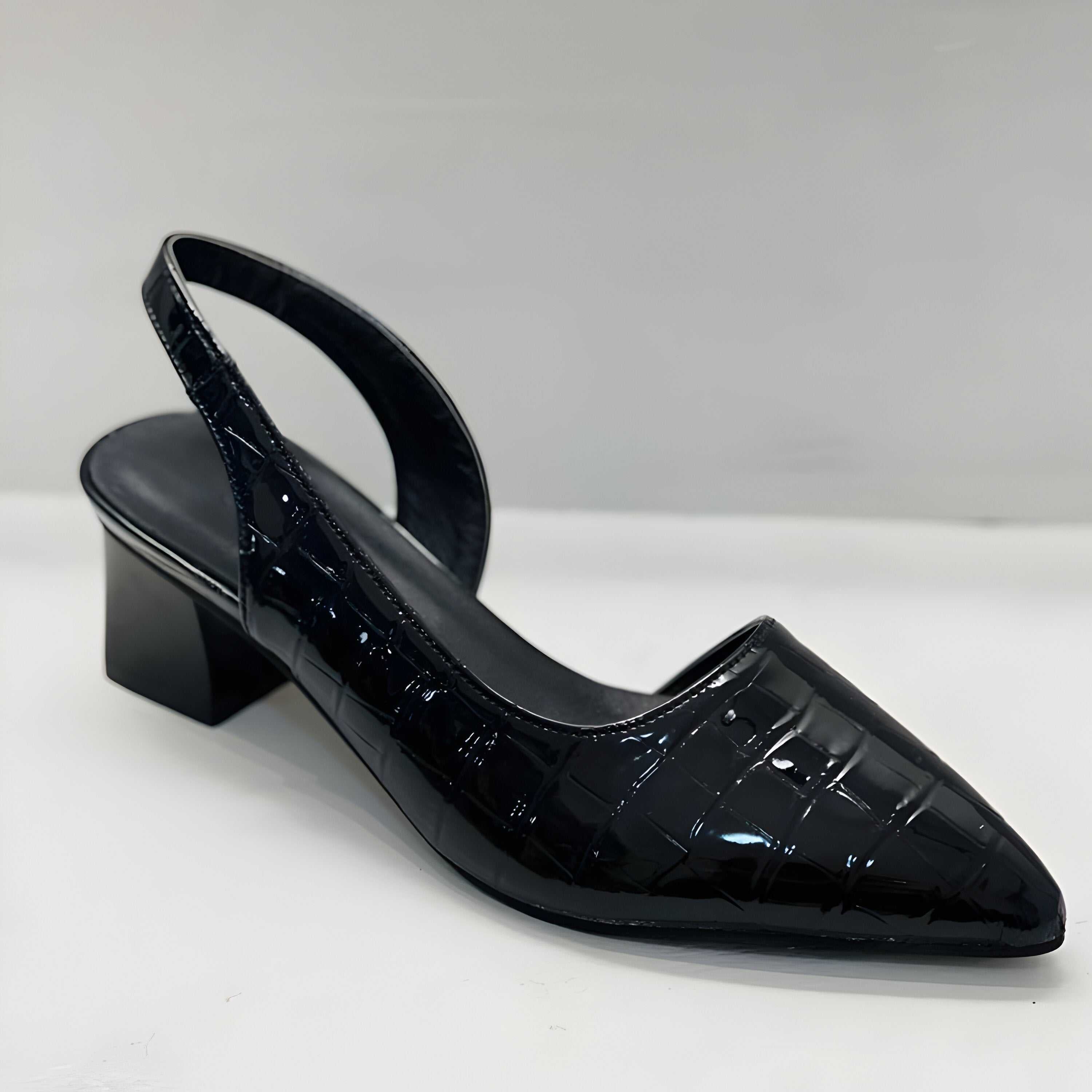 WHITE | low-heeled pumps with open heels
